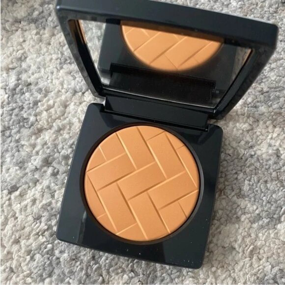 BOBBI BROWN Vitamin Enriched Pressed Powder- Peach *BNIB* - Picture 3 of 3